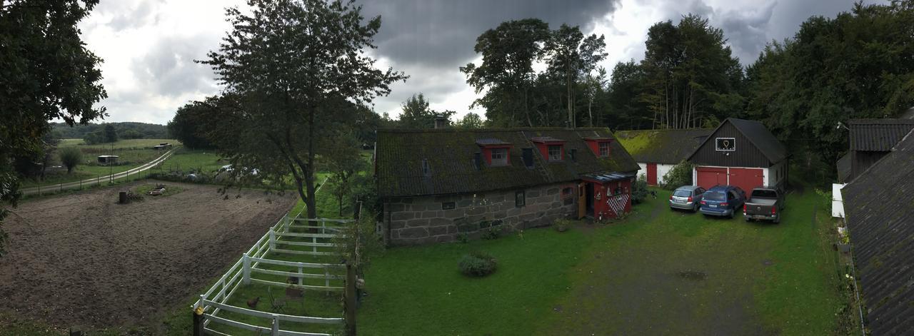 Farm Stay Happy Dogs Ranch Veberod ภายนอก รูปภาพ